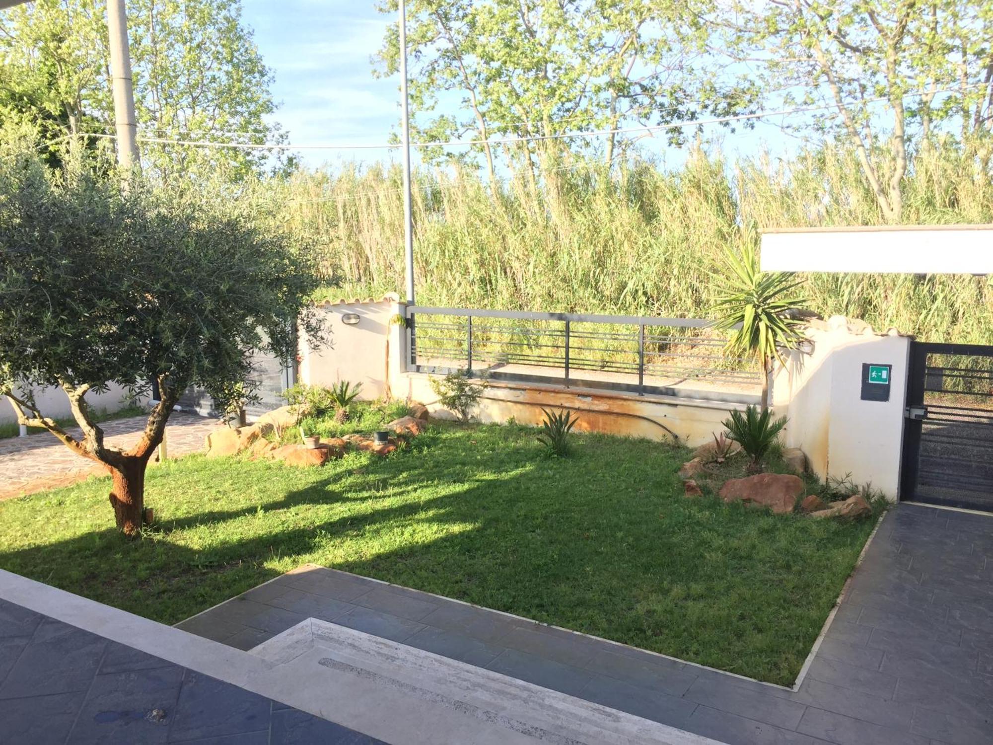 פיומיצ'ינו Bed&Breakfast Riccio&Lella מראה חיצוני תמונה