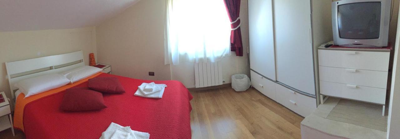 פיומיצ'ינו Bed&Breakfast Riccio&Lella מראה חיצוני תמונה