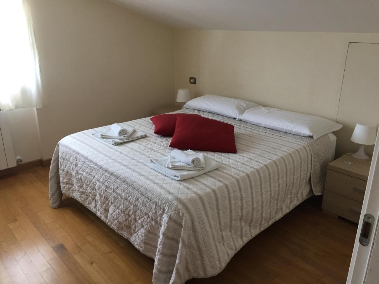 פיומיצ'ינו Bed&Breakfast Riccio&Lella מראה חיצוני תמונה