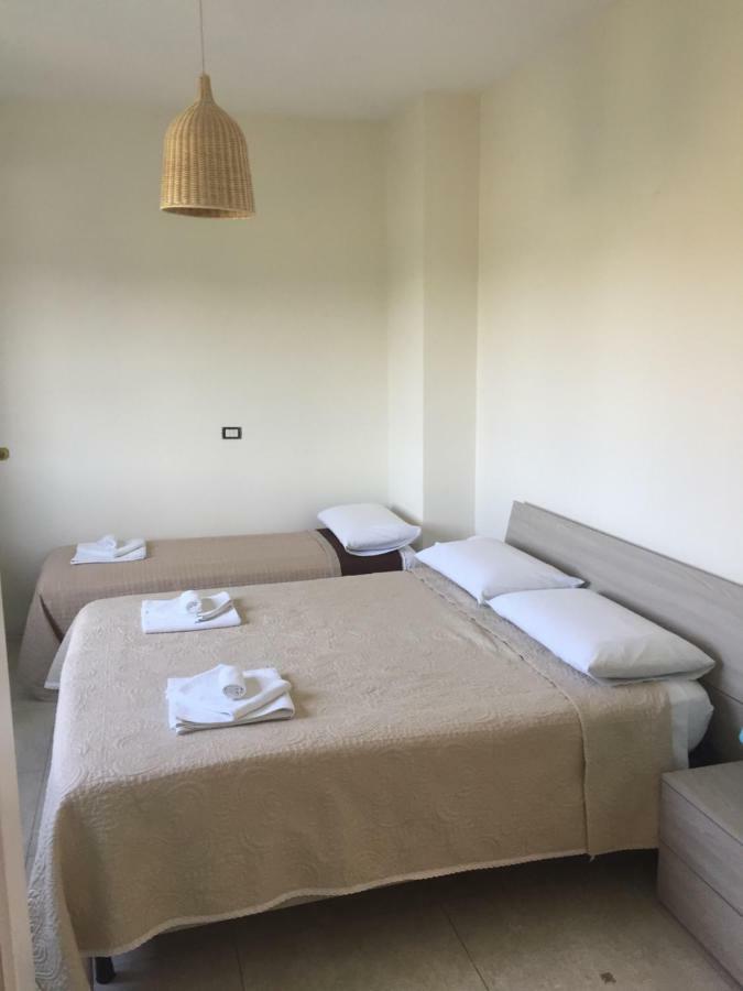 פיומיצ'ינו Bed&Breakfast Riccio&Lella מראה חיצוני תמונה